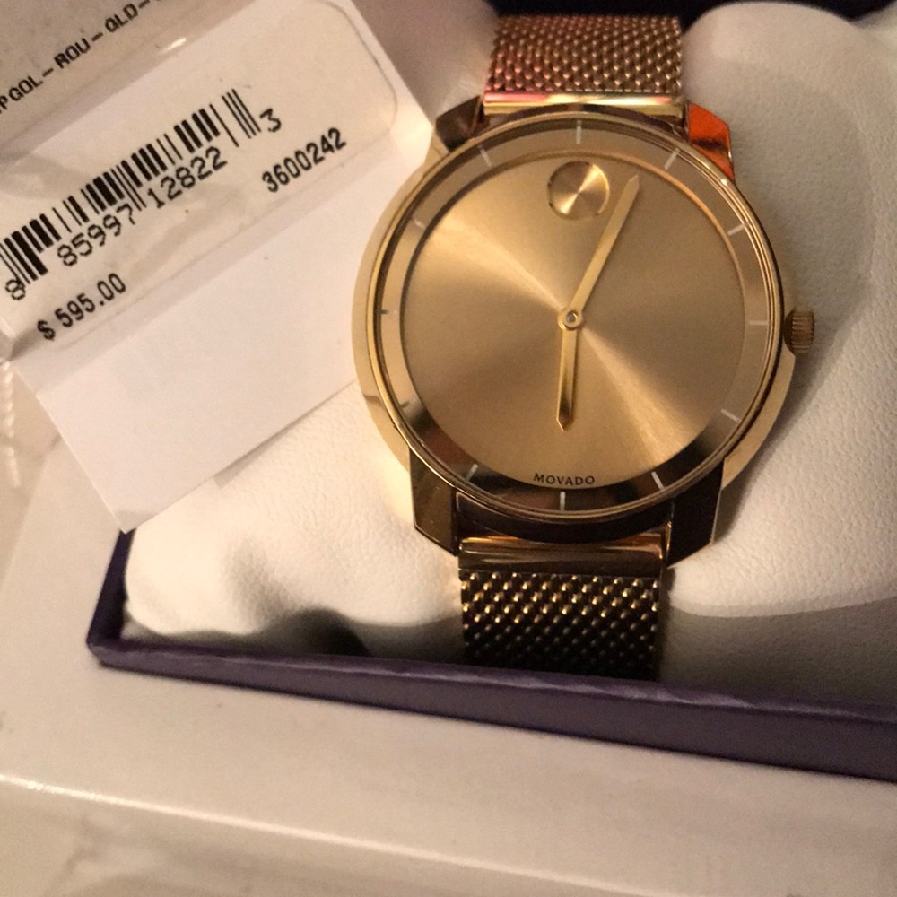 Watch - Picture 3 of 3